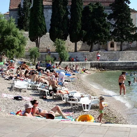 Double Hvar 141b 3*