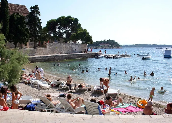 Double Hvar 141b 3* Hvar Town