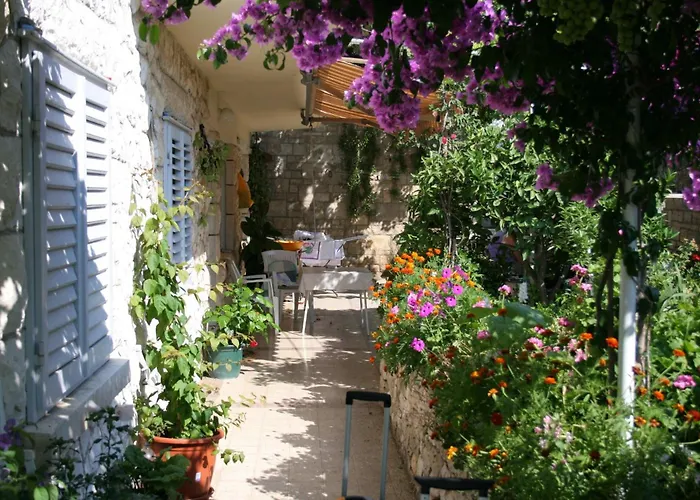 Double Hvar 141b Guest house Hvar Town