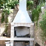 Double Hvar 141b Gostinjska kuća 3*