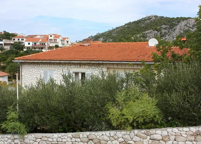 Double Hvar 141b 招待所